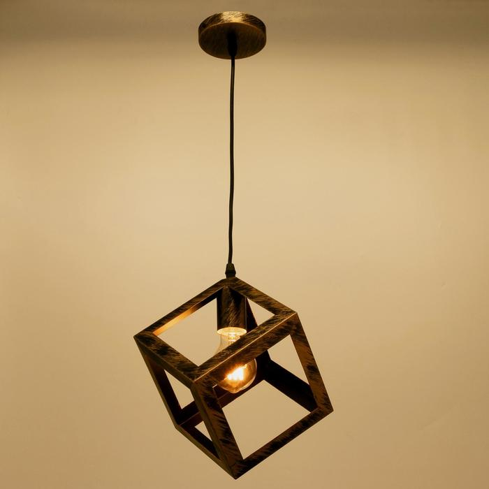 Светильник BayerLux Подвес "Куб" 1x40Вт E27 черно-золотой 16х16х16-116 см