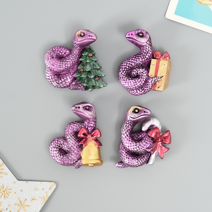 Магнит полистоун Магнит полистоун "Новогодняя змейка" МИКС 6х1,5х5 см