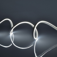 Гибкий неон Uniel 8 × 16 мм, IP67, 15 м, SMD2835, 120 LED/м, 10 Вт/м, 24 В, свечение холодное белое Гибкий неон Uniel 8 × 16 мм, IP67, 15 м, SMD2835, 120 LED/м, 10 Вт/м, 24 В, свечение холодное белое