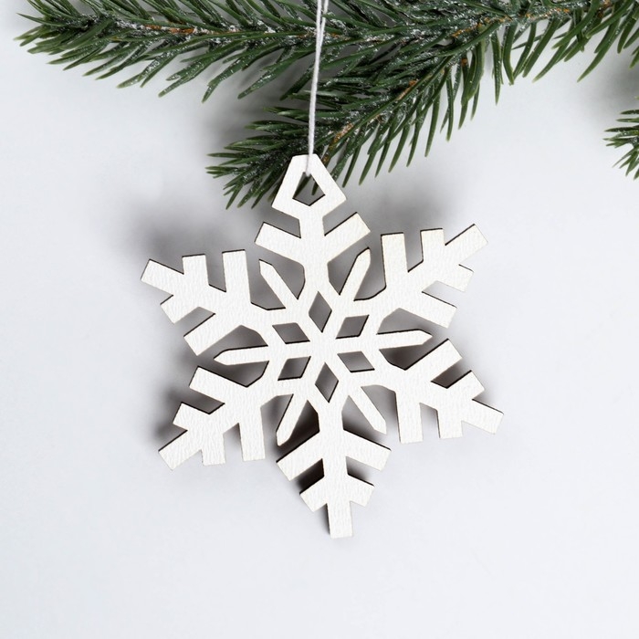Ёлочная игрушка новогодняя &laquo;Снежинка&raquo;, на Новый год, хдф, 6,9 х 7,6 см