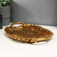 Подставка интерьерная полистоун "Золотые пальмовые листья" 4х21,5х36 см Подставка интерьерная полистоун "Золотые пальмовые листья" 4х21,5х36 см