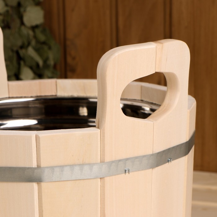 Шайка из липы, 9 л, круглая, нержавеющая вставка Шайка из липы, 9 л, круглая, нержавеющая вставка