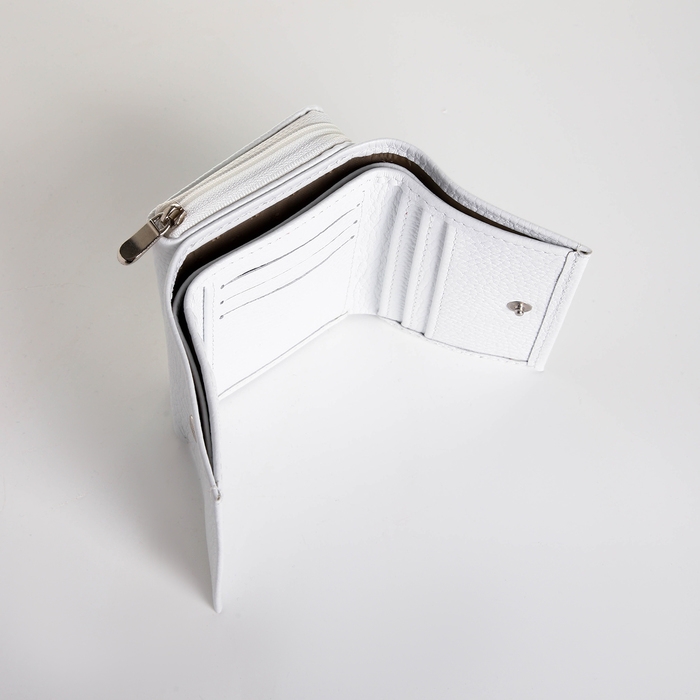Кошелёк женский на кнопке, цвет белый