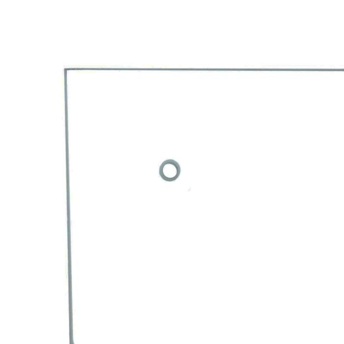 Стеклянная панель 600х600х4 мм прозрачная, с креплением