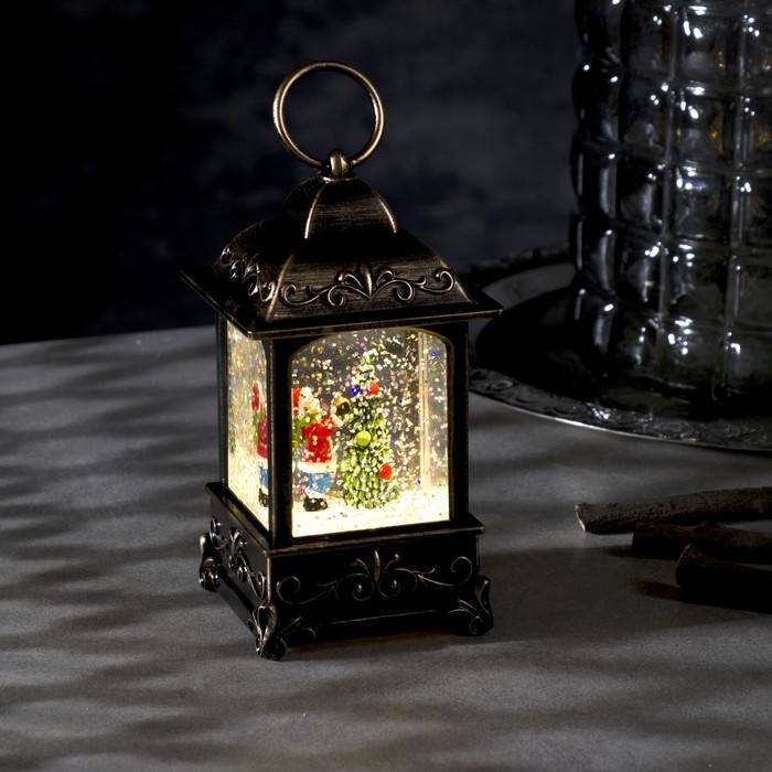 Светодиодная фигура «Фонарь с ребёнком и ёлкой» 7.5 × 13.5 × 7.5 см, пластик, блёстки, батарейки АААх3 (не в комплекте), свечение тёплое белое Светодиодная фигура «Фонарь с ребёнком и ёлкой» 7.5 × 13.5 × 7.5 см, пластик, блёстки, батарейки АААх3 (не в комплекте), свечение тёплое белое