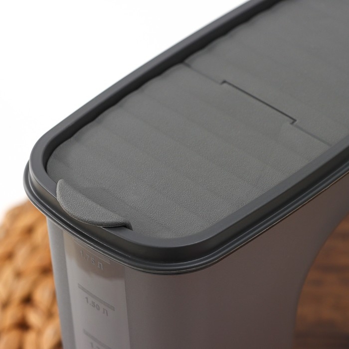 Ёмкость для сыпучих продуктов «Бест», 2 л, 9,5×19×19 см, цвет прозрачный, крышка серая Ёмкость для сыпучих продуктов «Бест», 2 л, 9,5×19×19 см, цвет прозрачный, крышка серая