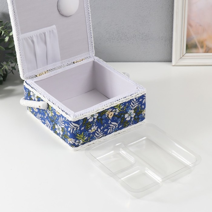 Шкатулка для рукоделия Шкатулка для рукоделия "Полевые цветы на синем" 20х20х11 см