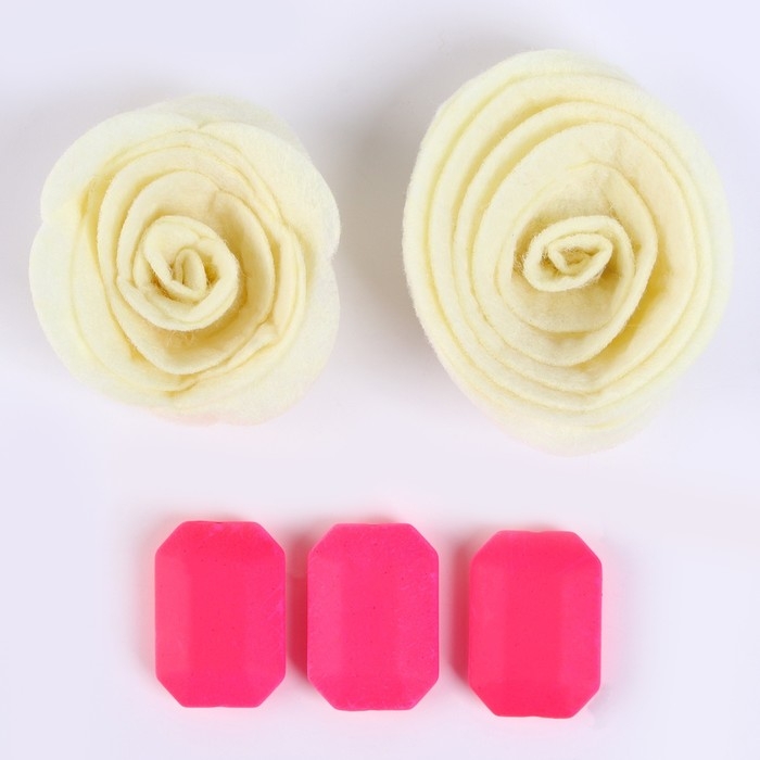 Набор для творчества: декор из фетра и набор бусин &laquo;Цветочный орнамент&raquo;