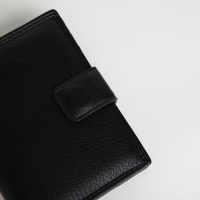 Портмоне мужское на магните 3 в 1, отдел для автодокументов, паспорта, цвет чёрный Портмоне мужское на магните 3 в 1, отдел для автодокументов, паспорта, цвет чёрный