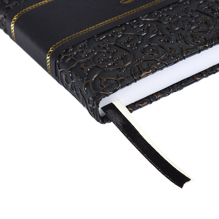 Ежедневник недатир A5 136л кожзам deVENTE. Arcadia,тв обл с пор,перф,ляс, бл70,черн