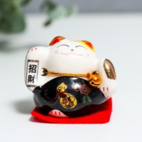 Сувенир керамика "Манэки-нэко - наслаждение" 4,5х3,8х4,6 см набор 5 шт Сувенир керамика "Манэки-нэко - наслаждение" 4,5х3,8х4,6 см набор 5 шт