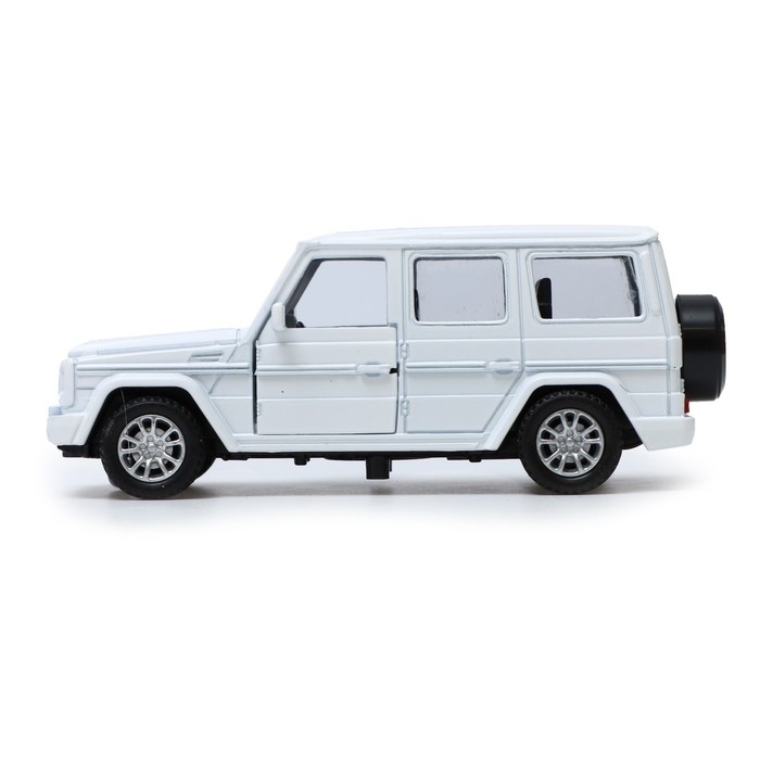 Машина &laquo;Внедорожник&raquo;, 1:32, инерция, световые и звуковые эффекты, цвет белый