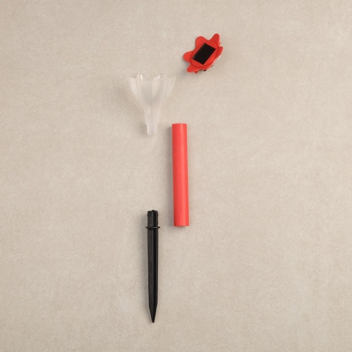 Садовый светильник на солнечной батарее «Цветок красный», 6 × 29 × 6 см, 1 LED, свечение белое Садовый светильник на солнечной батарее «Цветок красный», 6 × 29 × 6 см, 1 LED, свечение белое