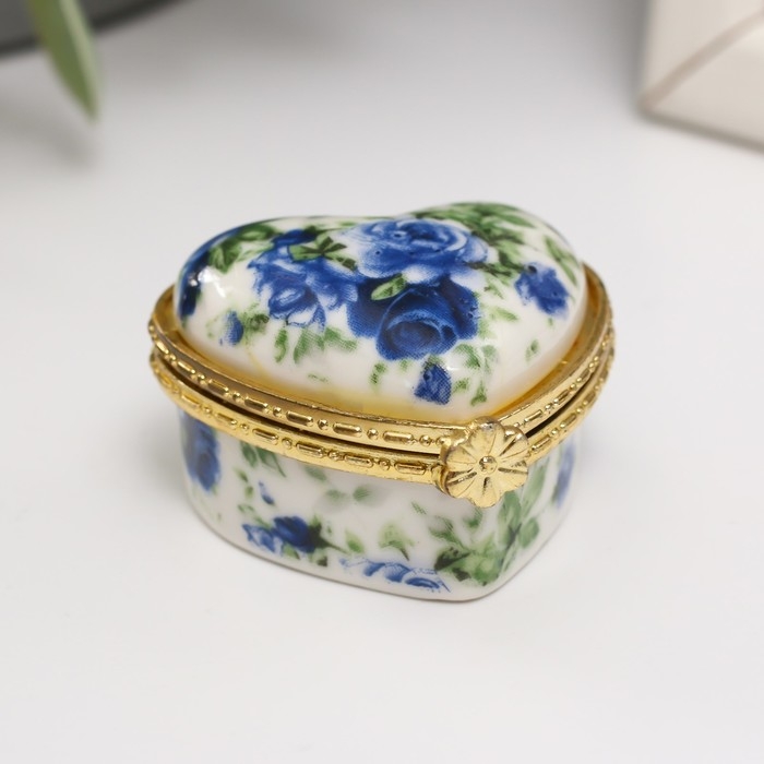 Шкатулка керамика сердце Шкатулка керамика сердце "Синие розы" 4,2х4,7х3 см