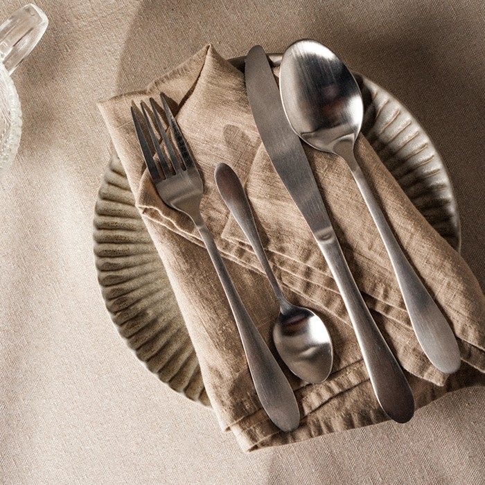 Набор столовых приборов из нержавеющей стали «Классик», 24 предмета, в коробке, цвет серебряный Набор столовых приборов из нержавеющей стали «Классик», 24 предмета, в коробке, цвет серебряный