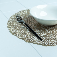 Салфетка сервировочная на стол &laquo;Манифик&raquo;, d=38 см, цвет золотой