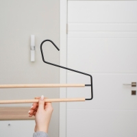 Вешалка для брюк и юбок SAVANNA Wood, 36×21,5×1,1 см, многоуровневая, цвет чёрный Вешалка для брюк и юбок SAVANNA Wood, 36×21,5×1,1 см, многоуровневая, цвет чёрный