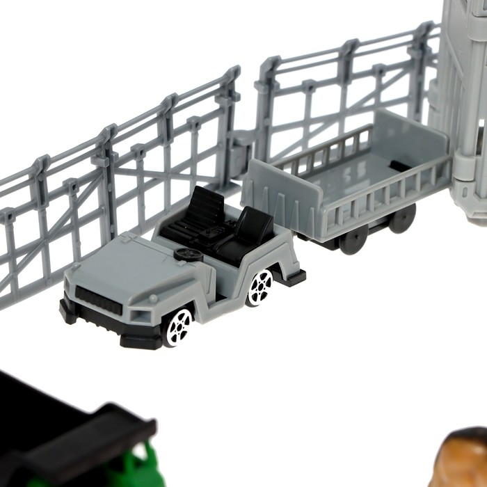 Парковка &laquo;Ферма&raquo;, амбар, вольеры, транспорт, животные