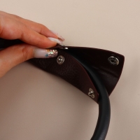 Накладки на ручку для сумки, на кнопках, 13 &times; 9 см, 2 шт, цвет тёмно-коричневый