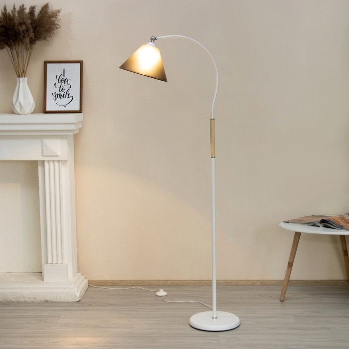 Торшер Торшер "Капитан" 1х15Вт Е27 МОДЕЛЬ: BR 01046 белый/черный