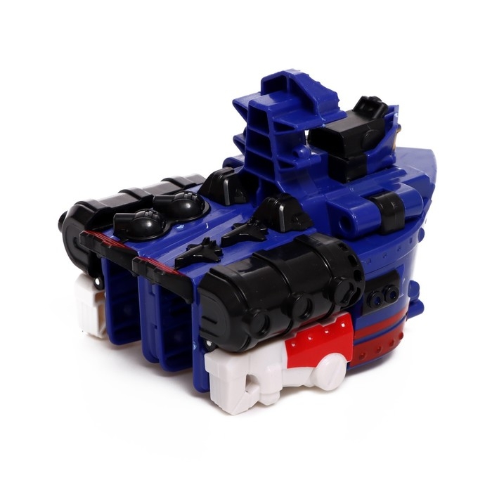 Робот &laquo;Корабль&raquo;, трансформируется