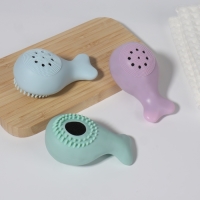 Щётка для умывания &laquo;Кит&raquo;, силиконовая и поролоновая, 9,8 см, цвет МИКС