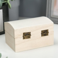 Шкатулка дерево для росписи "Ларь" 9,5х6х6,5 см Шкатулка дерево для росписи "Ларь" 9,5х6х6,5 см