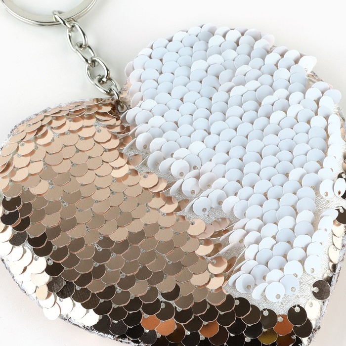 Подарочный набор новогодний «Твоя стильная зима»: голографическая обложка для паспорта и брелок Подарочный набор новогодний «Твоя стильная зима»: голографическая обложка для паспорта и брелок