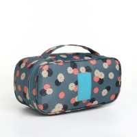 Косметичка на молнии, цвет голубой Косметичка на молнии, цвет голубой