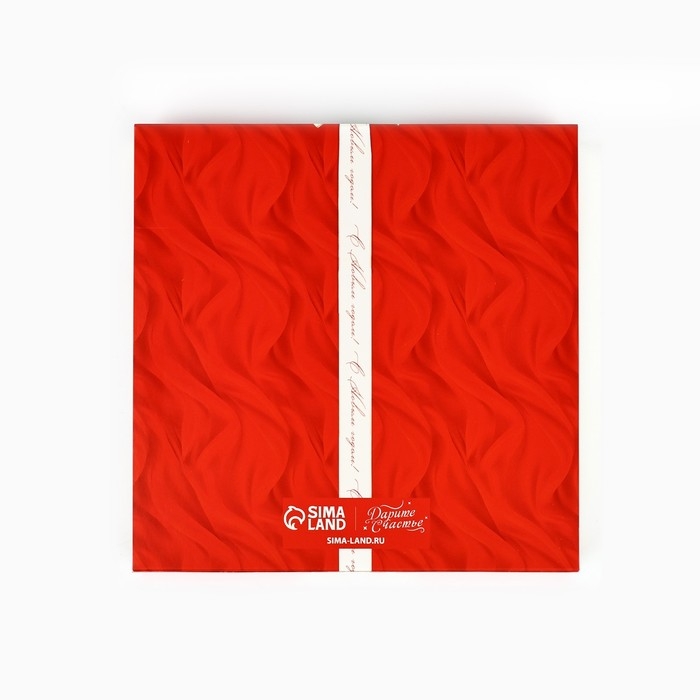 Коробка под 8 конфет и шоколад с ячейками &laquo;Новогодняя роскошь&raquo;, 18 х 18 х 4 см, Новый год