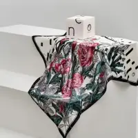 Платок шелковый Delicate, пионы