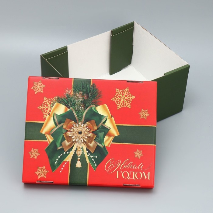 Коробка подарочная новогодняя складная &laquo;Роскошный новый год&raquo;, 31.2 х 25.6 х 16.1 см
