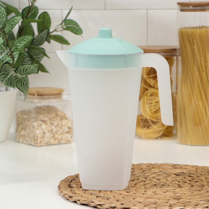 Кувшин с крышкой, 2 л, 20×12×26 см, цвет фисташковый Кувшин с крышкой, 2 л, 20×12×26 см, цвет фисташковый