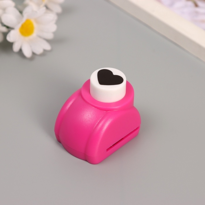 Дырокол фигурный Дырокол фигурный "Сердечко" d=1,5 см МИКС 3,5х4х4 см