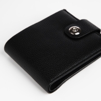 Портмоне мужское на магните, отдел для купюр, карт, монет, цвет чёрный Портмоне мужское на магните, отдел для купюр, карт, монет, цвет чёрный