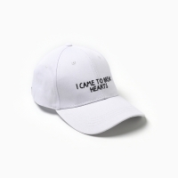 Кепка женская с вышивкой MIST Hearts, белый, р. 56-58 Кепка женская с вышивкой MIST Hearts, белый, р. 56-58