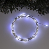 Гирлянда &laquo;Нить&raquo; 5 м роса, IP20, серебристая нить, 50 LED, мерцание белым, батарейки AAх3 (нет в комплекте), свечение белое