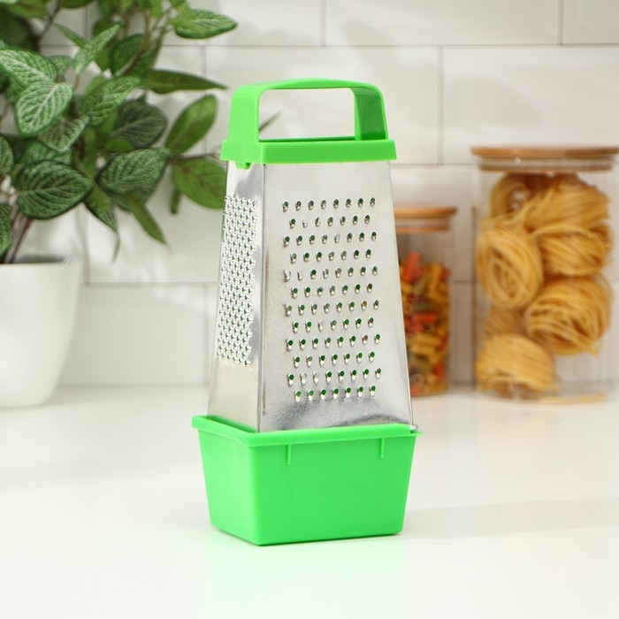 Тёрка &laquo;Комфорт&raquo;, 4 грани и контейнер 450 мл, 11&times;8,5&times;27 см, цвет МИКС