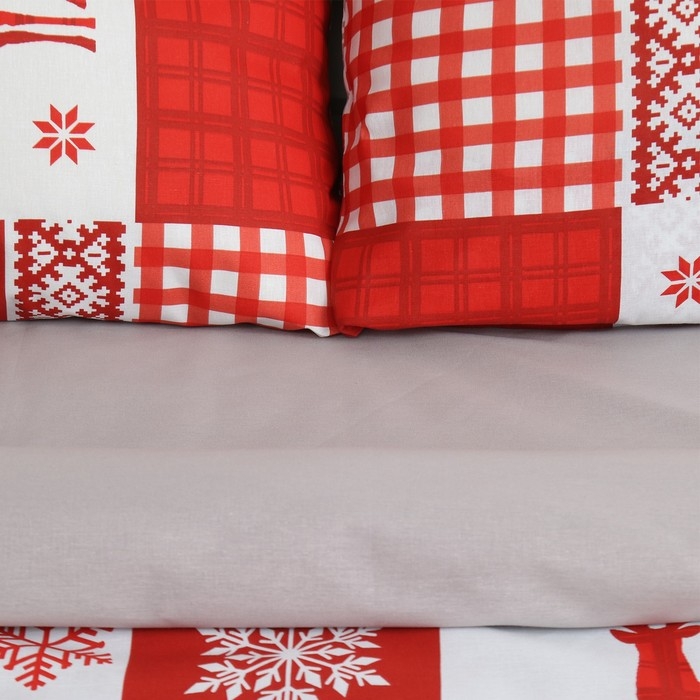 Постельное бельё &laquo;Этель&raquo; дуэт New Year's patchwork 143х215 см 2 шт,220х240см,70х70см-2шт,бязь 125г/м2