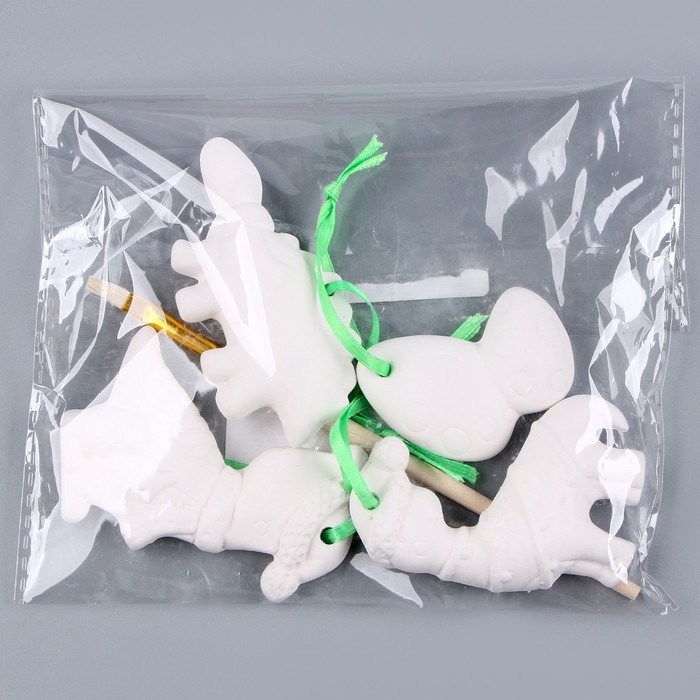 Новый год! Набор елочных украшений под раскраску 4 шт &laquo;Динозавры&raquo; с подвесом, кисть