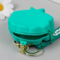 Брелок кошелёк с карабином, ремешком силикон "Ракушка со звёздочкой" 3,2х8,2х8 см Брелок кошелёк с карабином, ремешком силикон "Ракушка со звёздочкой" 3,2х8,2х8 см