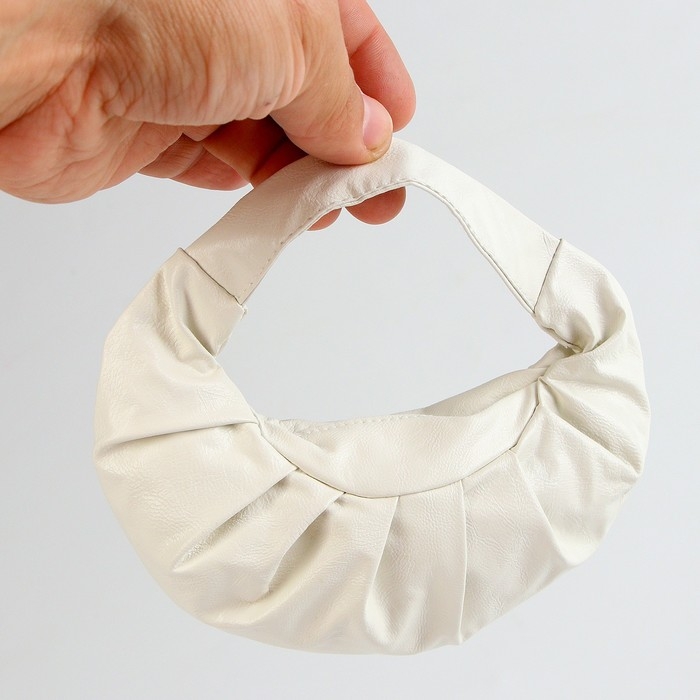 Сумка для кукол «Модница», цвет белый Сумка для кукол «Модница», цвет белый