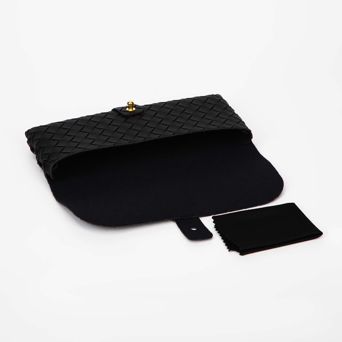 Чехол для очков на гвоздике, длина 16,8 см, цвет чёрный Чехол для очков на гвоздике, длина 16,8 см, цвет чёрный