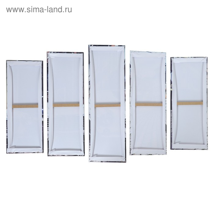 Картина модульная на подрамнике Картина модульная на подрамнике "Белый автомобиль" (2-25х63; 2-25х70; 1-25х80) 125х80см