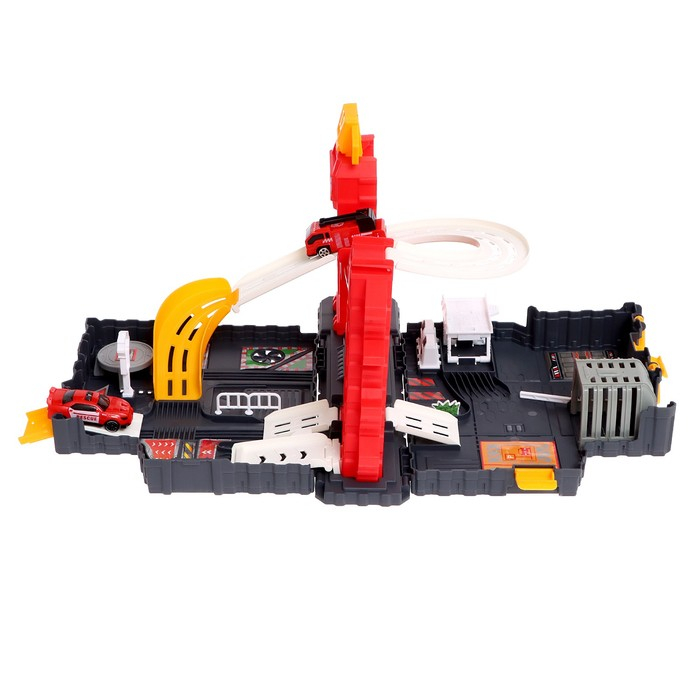 Парковка &laquo;Пожарная часть&raquo;, в чемодане