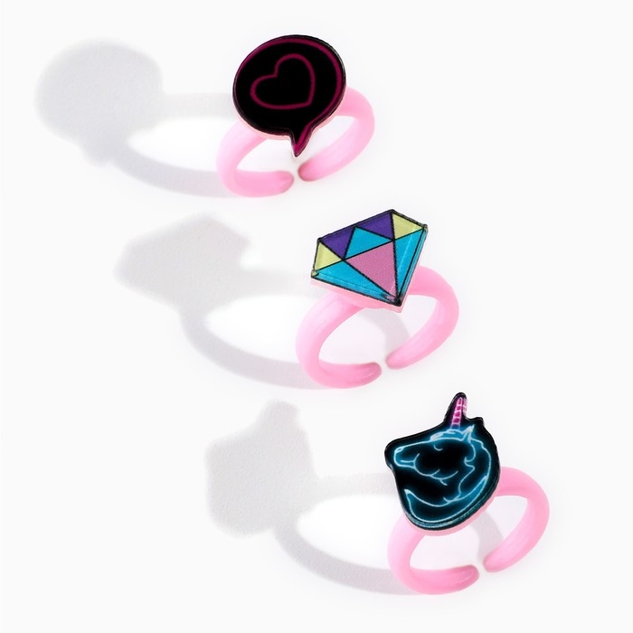 Детский блеск для губ «Будь в тренде» с колечком, 8 мл, МИКС Детский блеск для губ «Будь в тренде» с колечком, 8 мл, МИКС