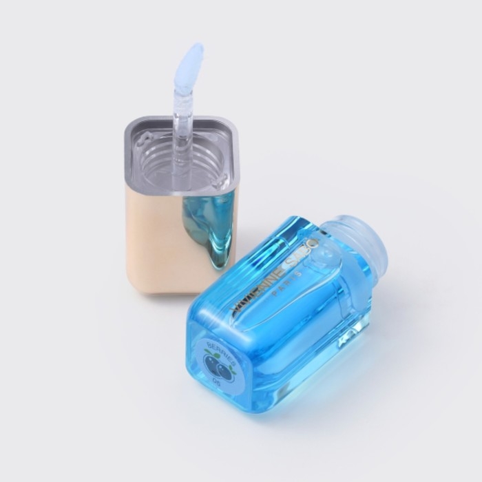 Масло для губ Vivienne Sabo Sirop de Fruits, тон 05 полупрозрачный синий, аромат ягод Масло для губ Vivienne Sabo Sirop de Fruits, тон 05 полупрозрачный синий, аромат ягод