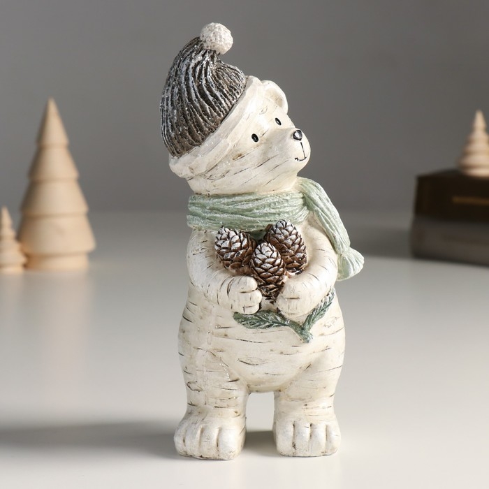 Сувенир полистоун Сувенир полистоун "Медвежонок в шапке и шарфе с охапкой шишек" 7,5х9,5х18,5 см