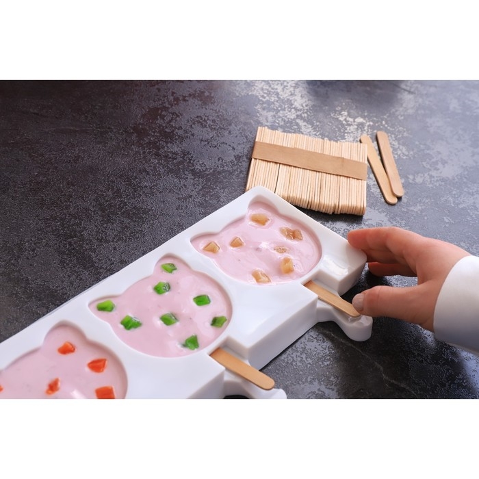 Форма для мороженого &laquo;Коты&raquo;, силикон, 38&times;14,5&times;2,5 см, 4 ячейки, цвет белый