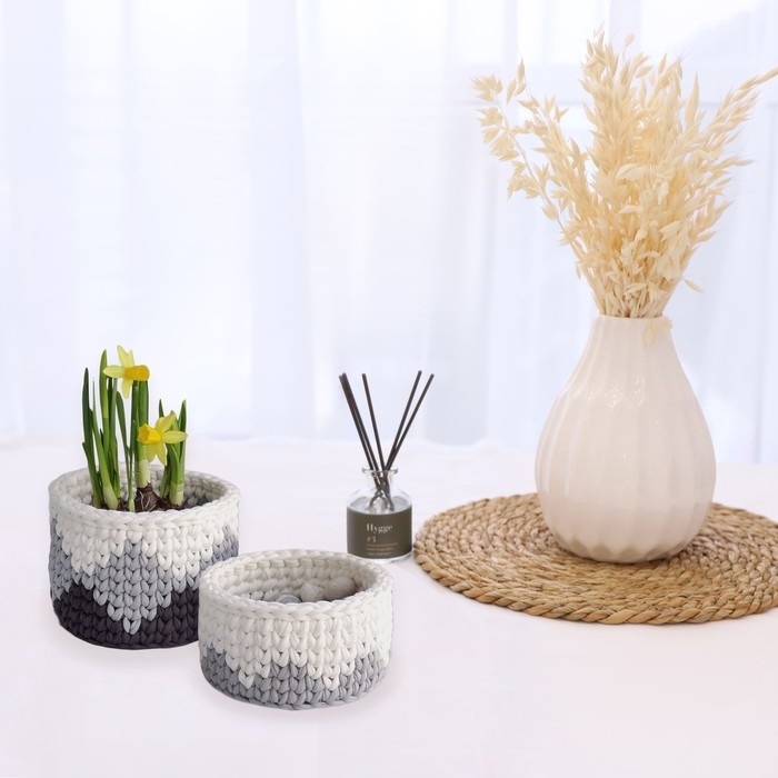 Трикотажная пряжа вторичная 90% хлопок,10% п/э, 100м/450&plusmn;50 гр черный)